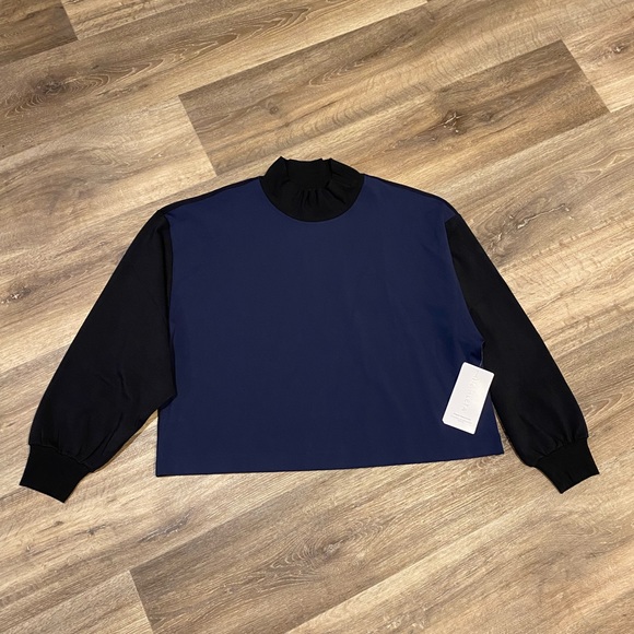 Athleta Tops - Athleta Navy and Black Sweatshirt
